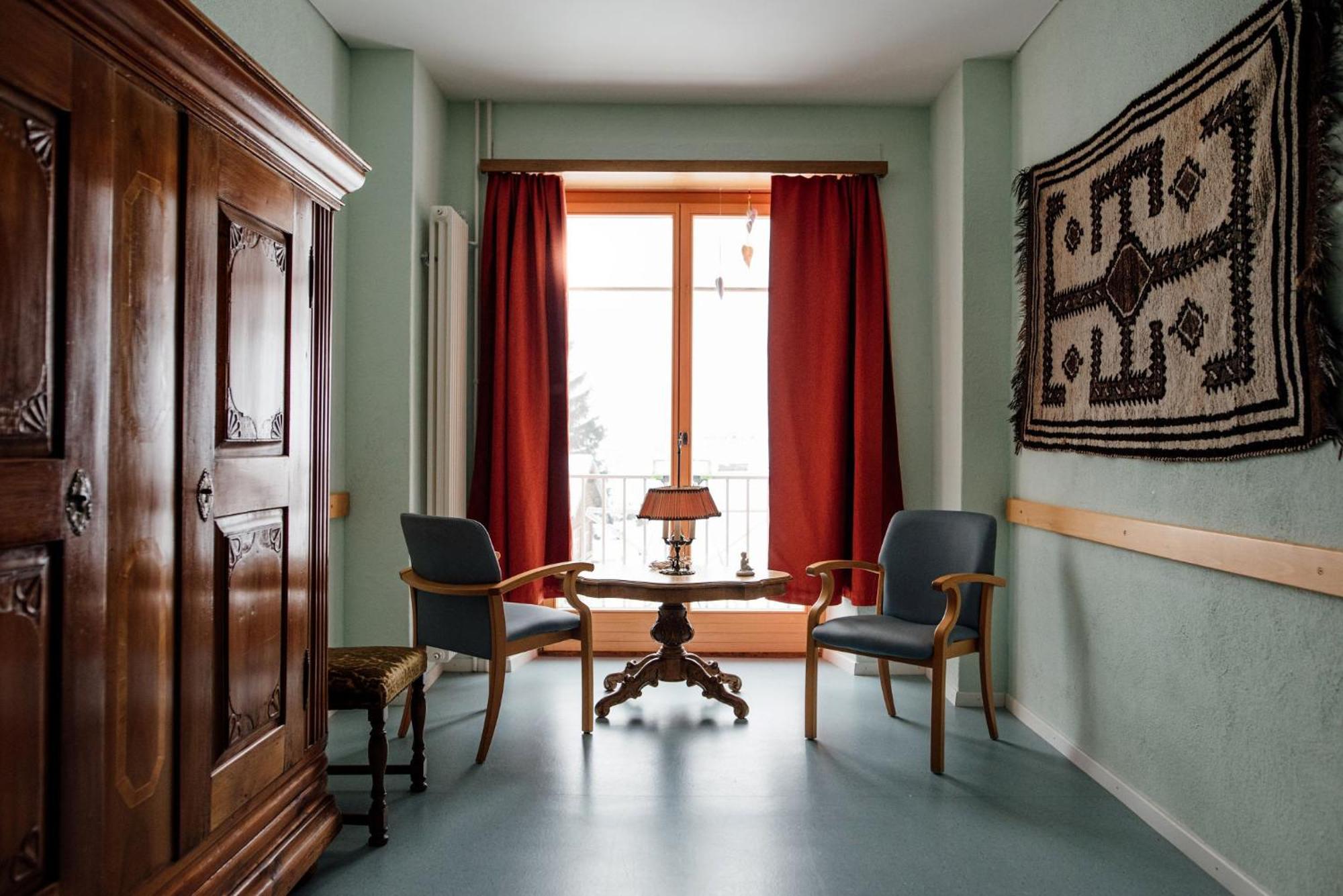 Gruppenhaus Lindenhof Курвалден Екстериор снимка